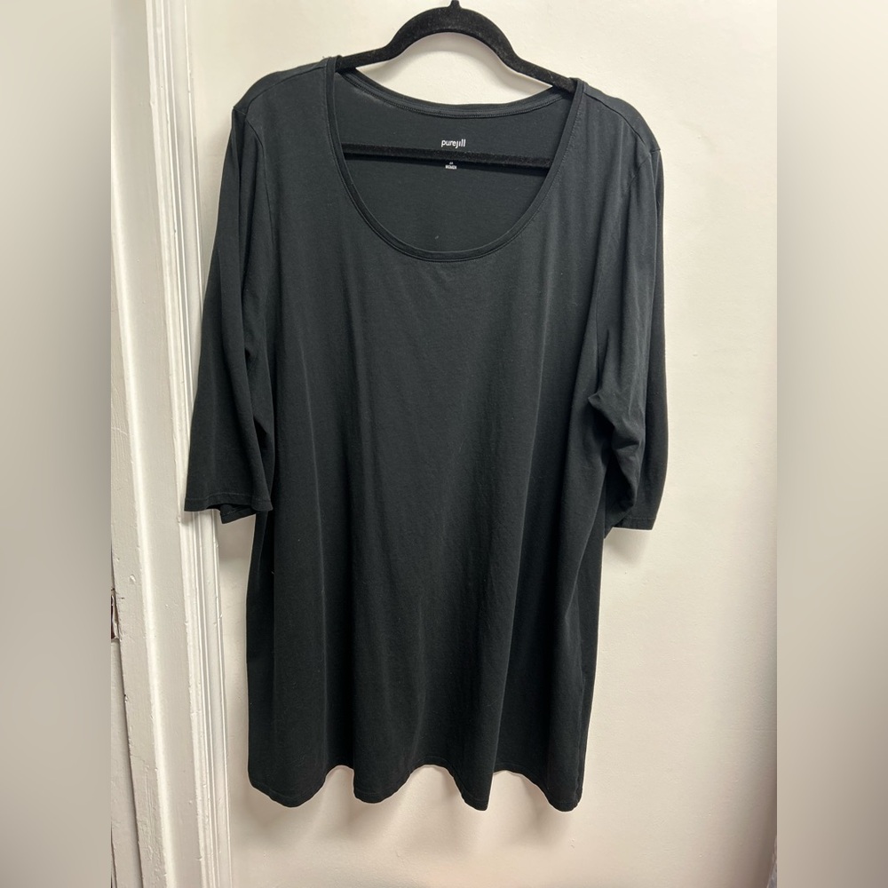 Classic Black Short Sleeve Women's Tee